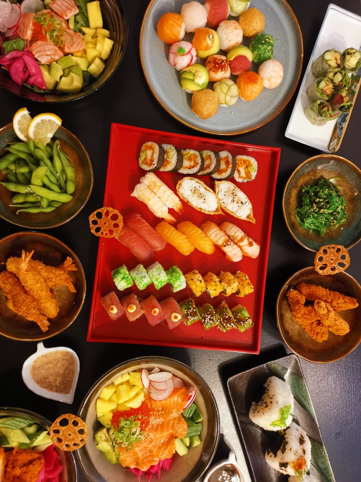 Sushi, nigiri og donburi fra Sushi Don